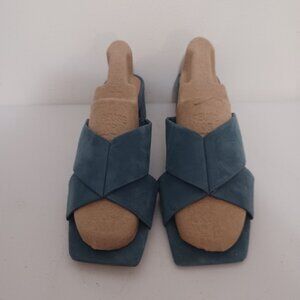 Vince Camuto Nubuck Sandals Size 9.5 Women's Blue Haze Silky Nubuck